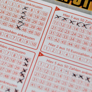 Tabella vincite 10 e lotto e probabilità: cosa sapere prima di giocare